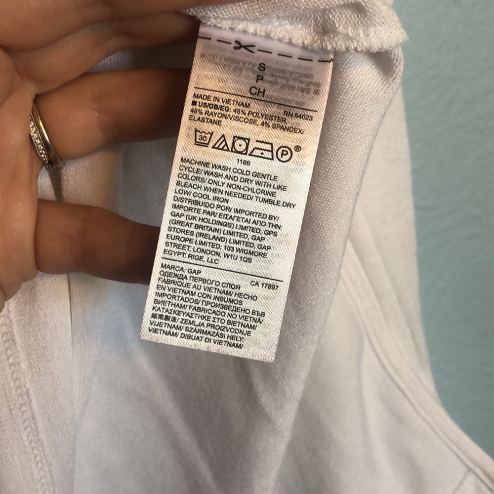 NWT GAP Womens Size Small Crisp White V-Neck Tunic Sweater Shirt Top Side Slits - Picture 5 of 9